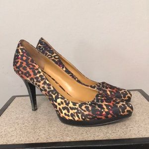 Women’s sz 11 Cheetah Print pumps